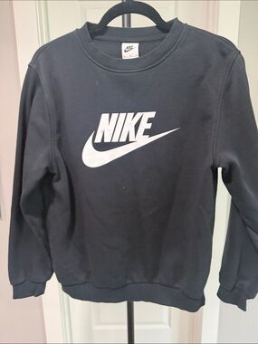 Nike Men's Dark Blue Crewneck Sweatshirt with White Swoosh